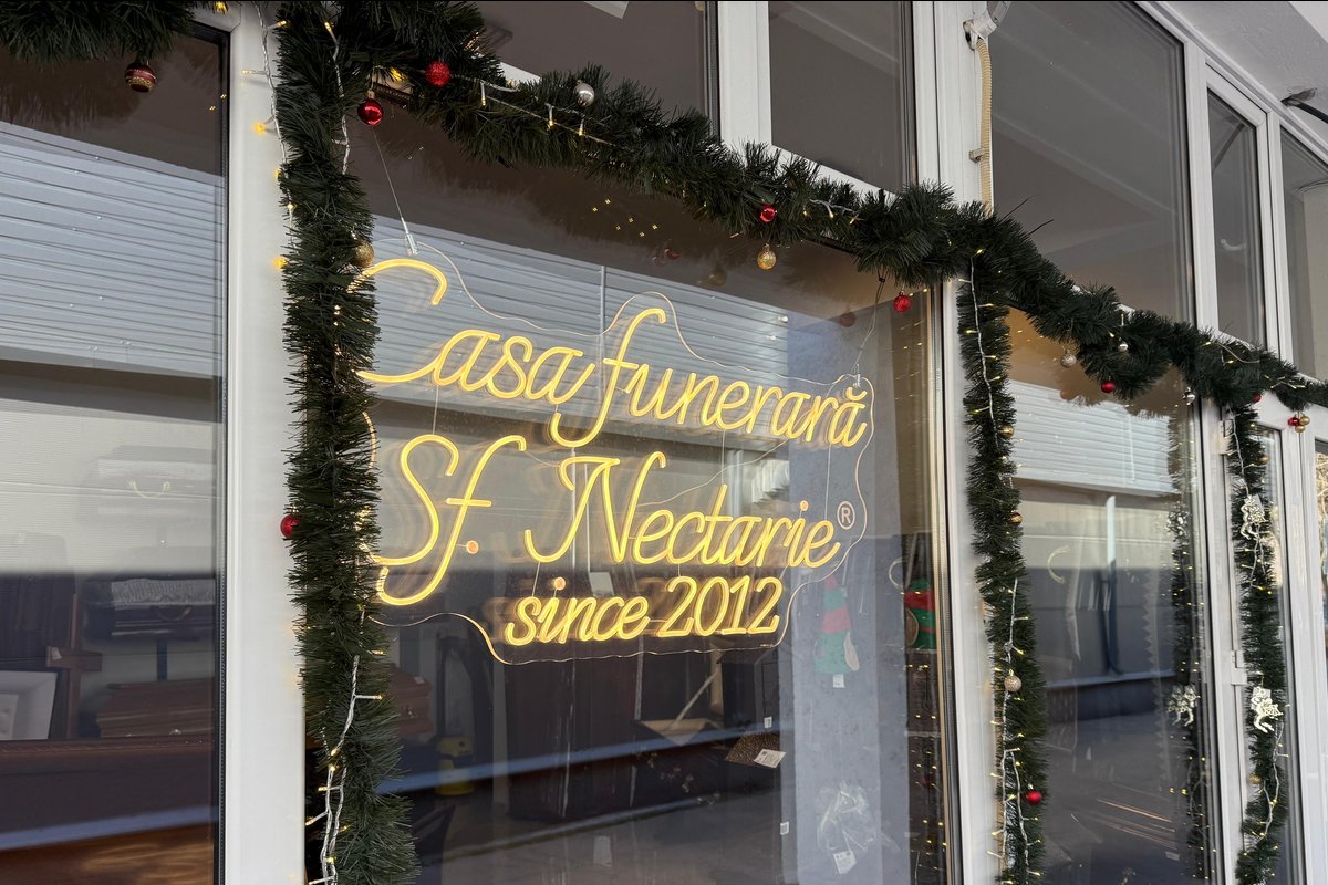 Vitrină Casa Funerară Sfântul Nectarie — since 2012